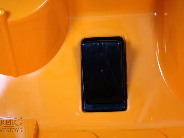 Детский электромобиль McLaren Artura (P888BP)